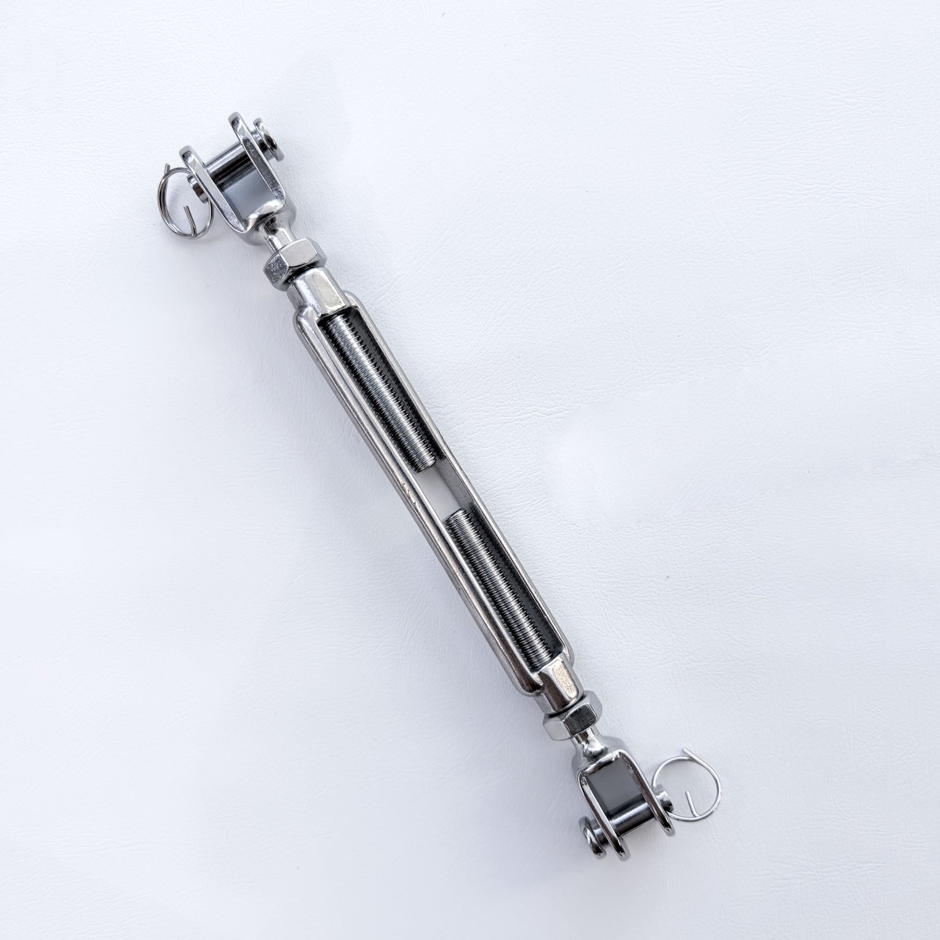 316 stainless steel open body turnbuckle with jaw ends for tensioning a shade sail